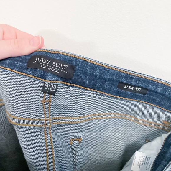 Judy Blue Slim Fit tapered leg distressed jean size 29 - Picture 6 of 10